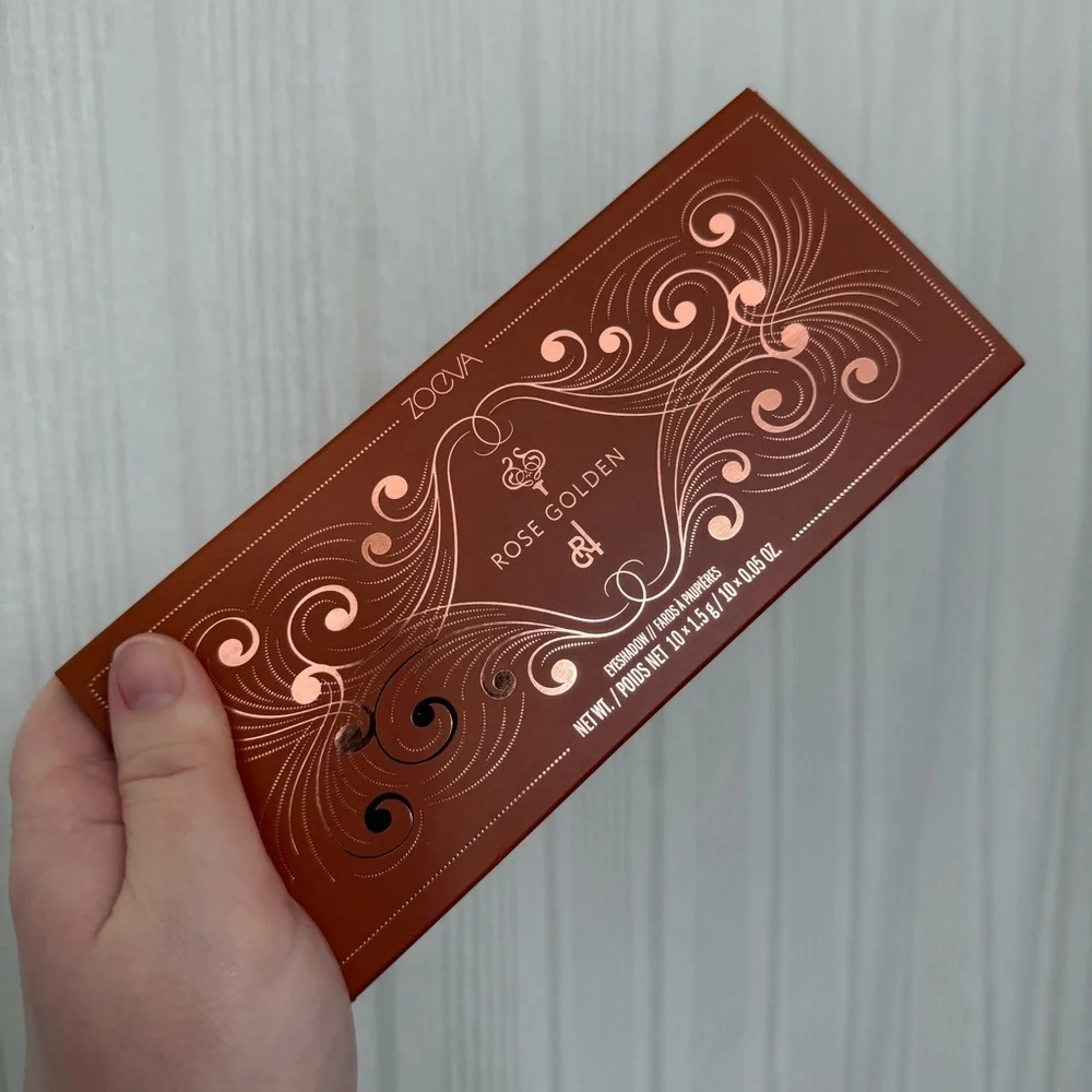 NIB💥 Zoeva Rose Golden Eyeshadow Palette